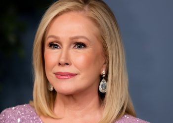 kathy hilton net worth