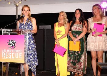 Jennifer Brooks, Lisa Blanco, Katie McEntee