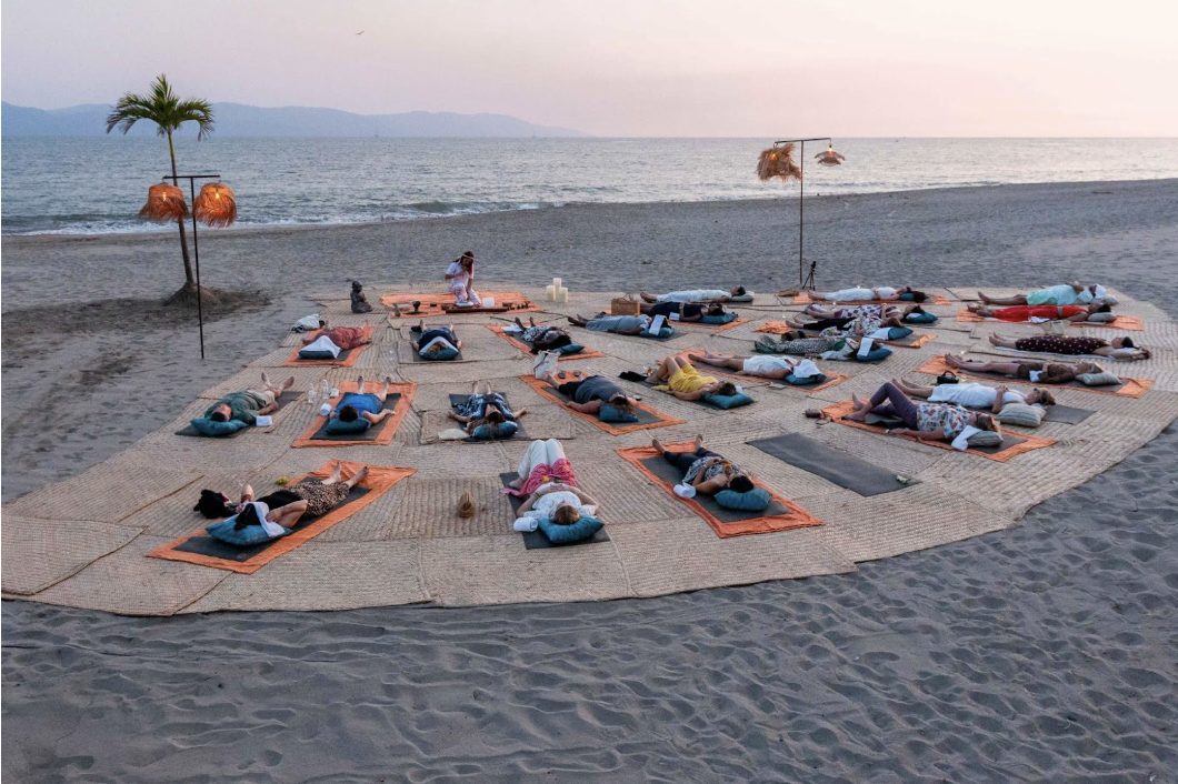 Casa Velas Grounding