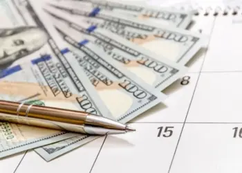 how to budget paycheck to paycheck effectively