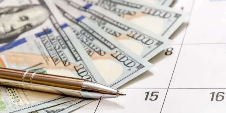 how to budget paycheck to paycheck effectively