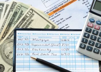 how to create a realistic monthly budget