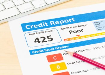 how to improve credit score after late payments