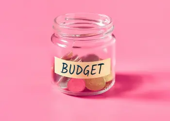 how to manage money during economic uncertainty