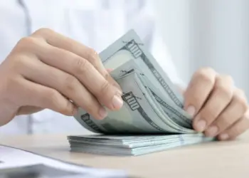 best passive income ideas for beginners with little money