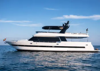 Private Yacht Trip Dubai (2026): Prices, Routes & Booking Made Easy