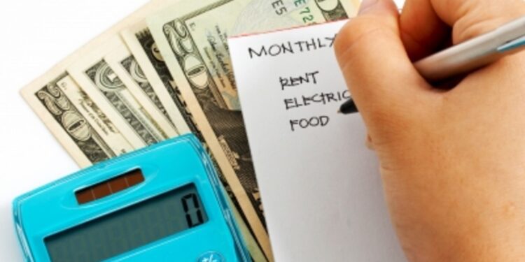 how to create a monthly budget for beginners with low income