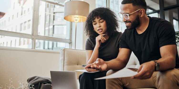 how to avoid common financial mistakes in early adulthood