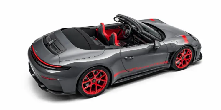 911 GT3 SC Crafted for Distinction in Street Style