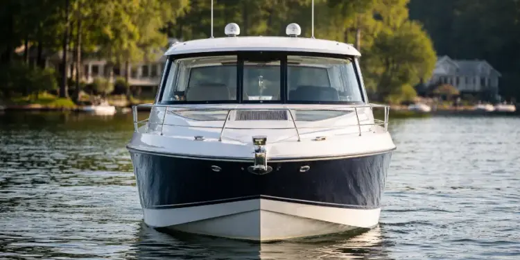 Best Luxury Small Cabin Cruisers for Sale in 2026