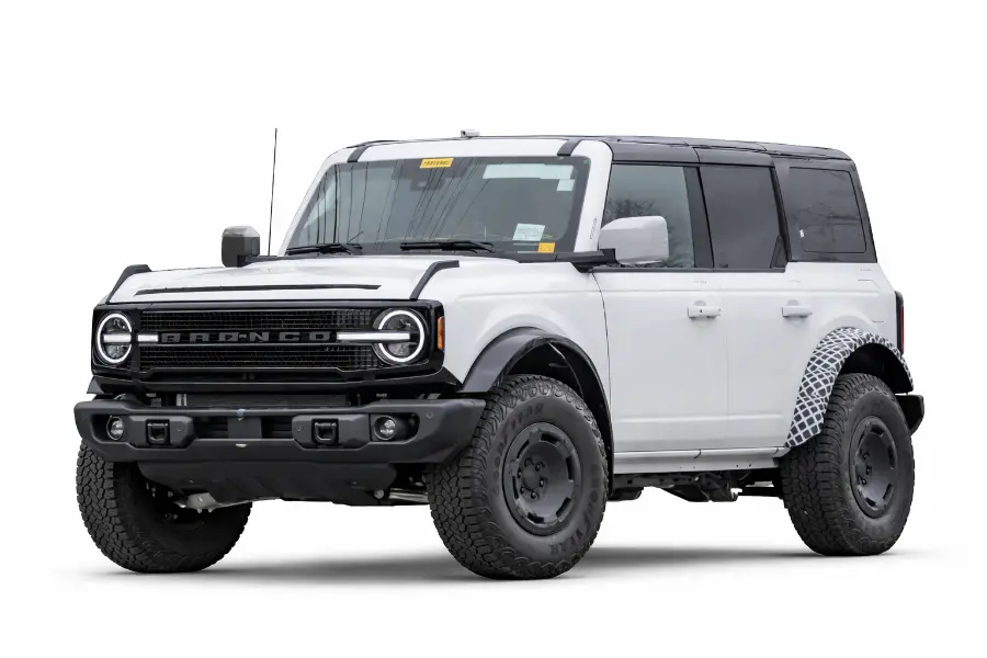 New 2027 Ford Bronco Spy Shots, Specs, and Hybrid Details