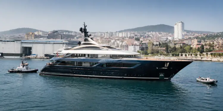 Turquoise Yacht N2H (Project Arrow) A Luxury Floating Villa at Sea