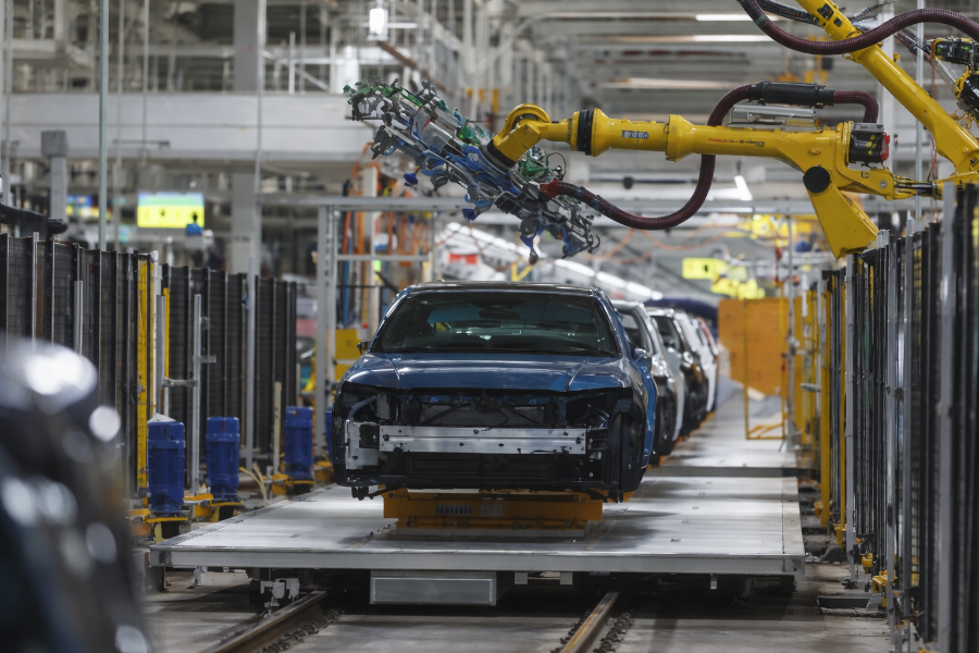 Why Toyota Is Pouring $1 Billion Into U.S. Plants Right Now