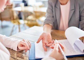 tips for negotiating salary and increasing your income