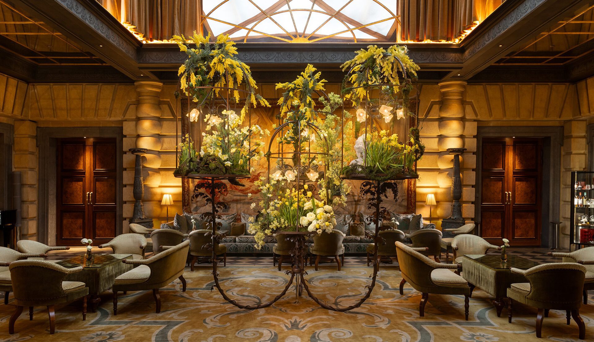 Hotel Metropole in Spring