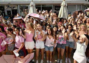 MIAMI, FLORIDA - MAY 09: Guests attend the Pink Palm Puff Miami Pop-Up on May 08, 2026 in Miami, Florida. (Photo by Jason Koerner/Getty Images for Pink Palm Puff)