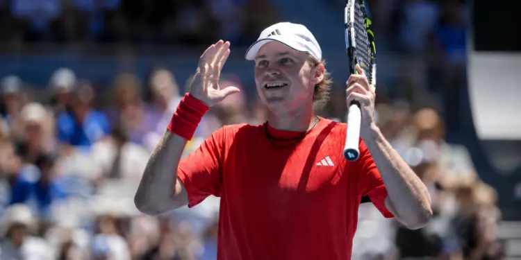 Alex Michelsen Stuns Baez With Viral Hot Shot Victory in Geneva Open