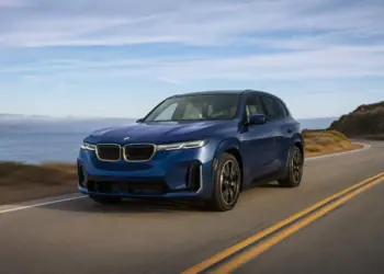 BMW iX3 The Executive EV That Avoids the Spotlight