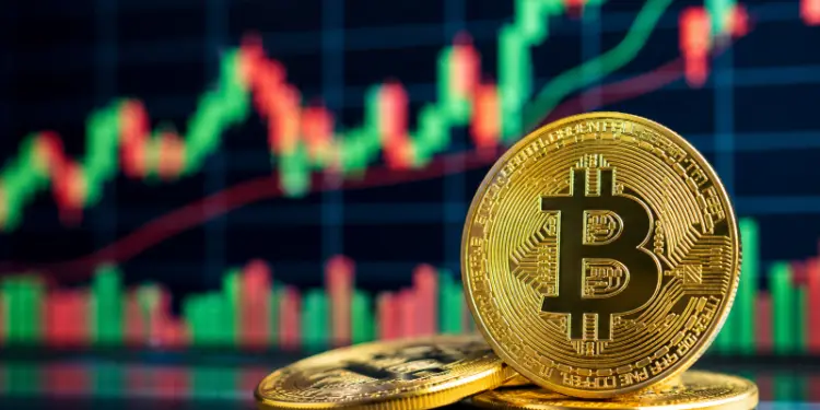 Bitcoin Rally Builds Toward $82,000 Breakout Level as Momentum Strengthens