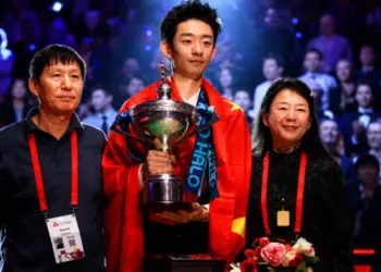Wu Yize’s Rise Family Sacrifice Behind Snooker’s New World Champion