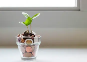 how to build wealth from nothing in your 20s