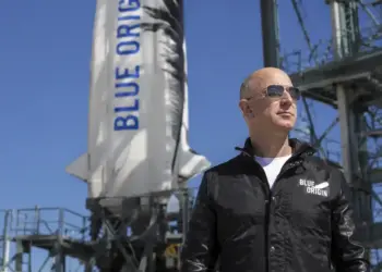 Blue Origin Jeff Bezos' Billion-Dollar Bet on the Future of Space