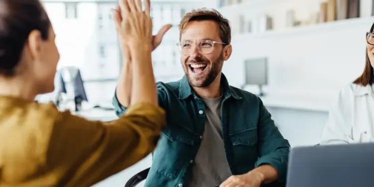 best financial goals to set in your 30s