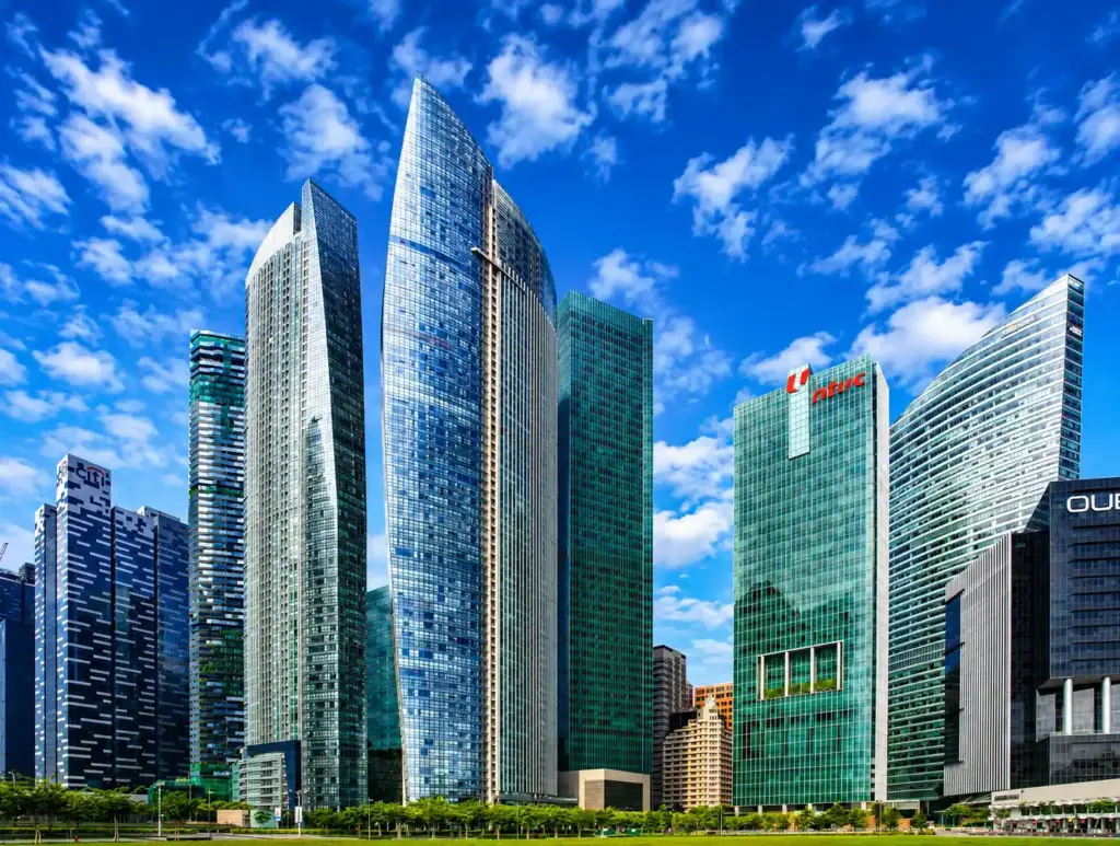 Why Singapore Commercial Real Estate Appeals to Billionaire Investors