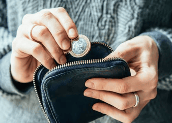 How to save money on a low income