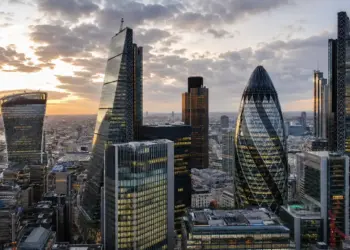 Why Billionaires Continue to Buy London Commercial Real Estate