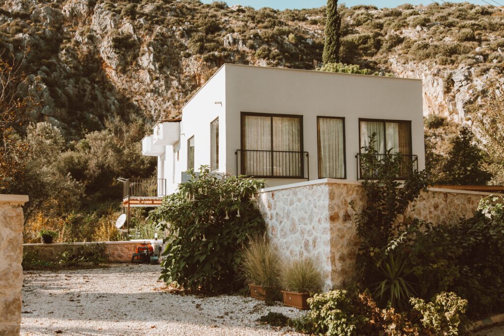 A Complete Cost Breakdown of How Much Money You Need to Buy an Investment Property 