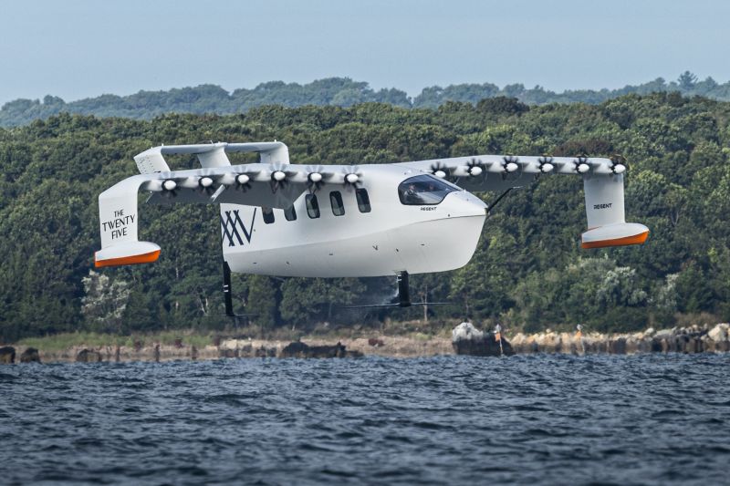 Twenty Five first flight