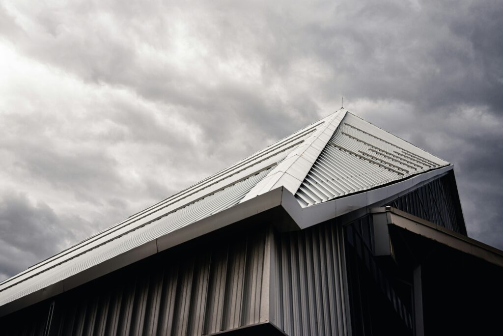 Protecting High-Value Estates With Premium Roofs