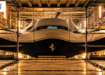 ferrari-hypersail-supercar-engineering-luxury-yacht